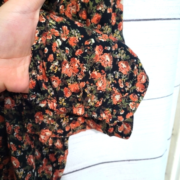 Nwt Maurices long sleeve floral print  blouse With Lace Details  size S - Picture 5 of 12